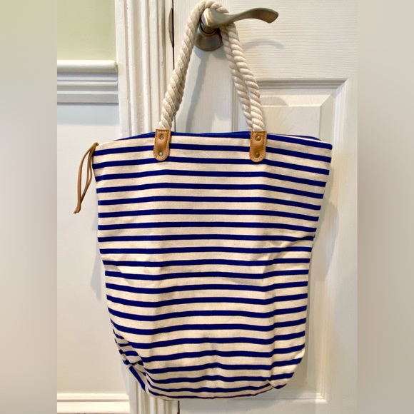 Summer & Rose Brittany Tote Bag - Picture 2 of 11